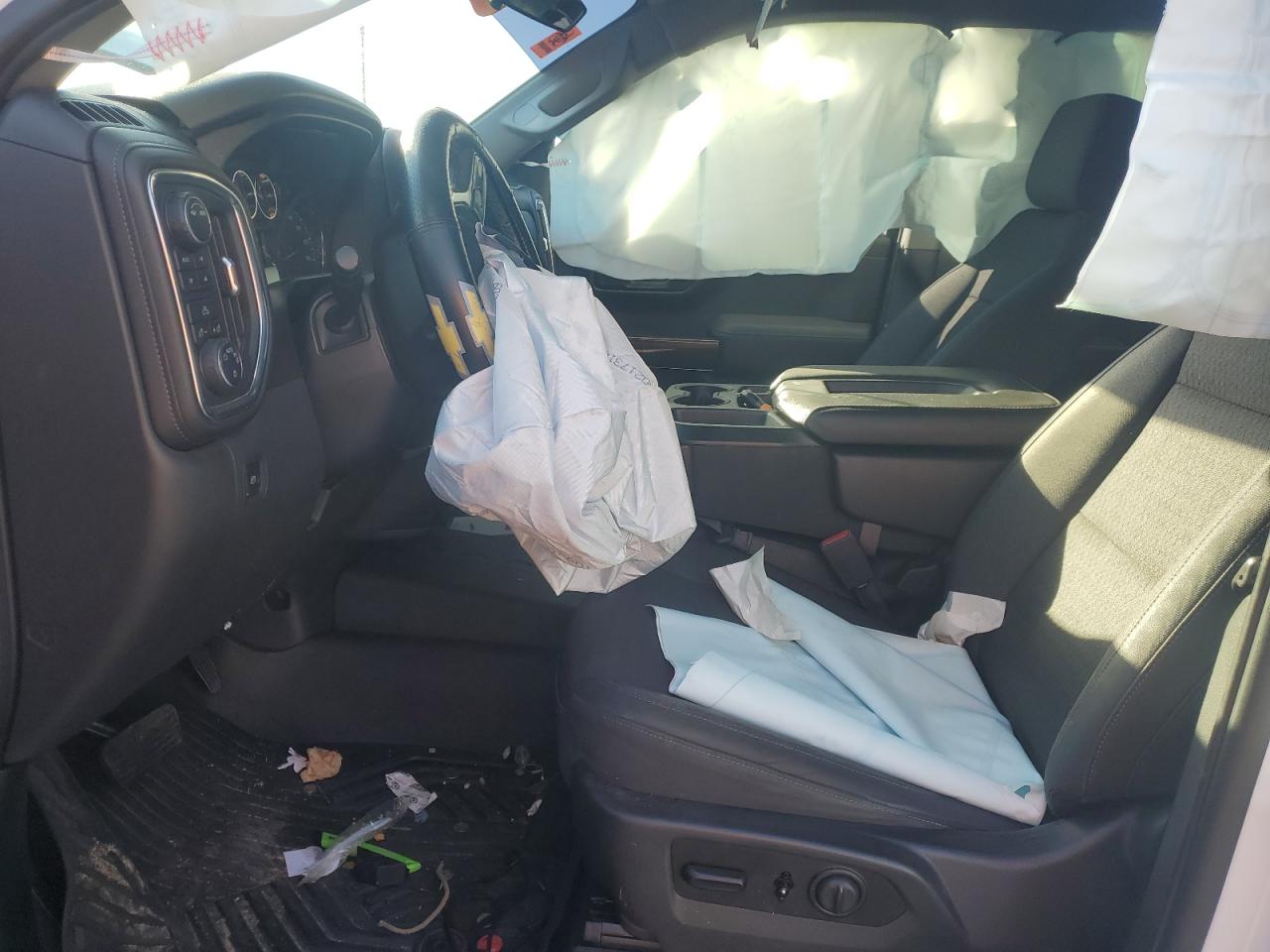 CHEVROLET SILVERADO K1500 LT