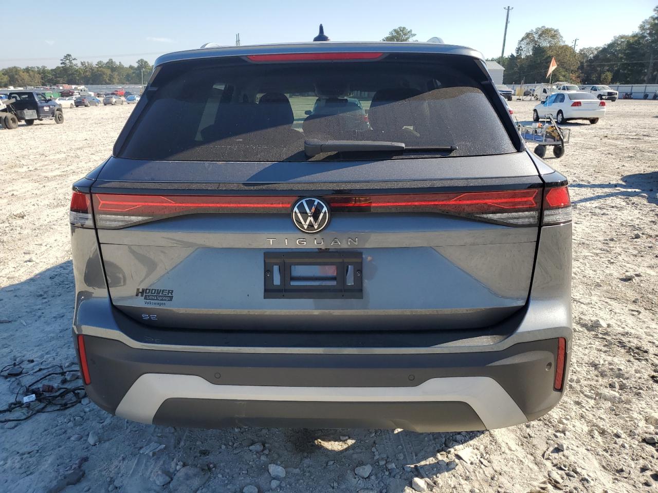 VOLKSWAGEN TIGUAN SE
