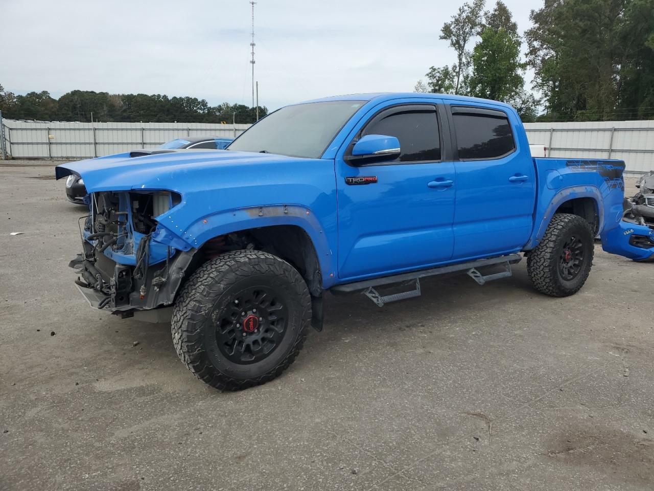 TOYOTA TACOMA DOUBLE CAB