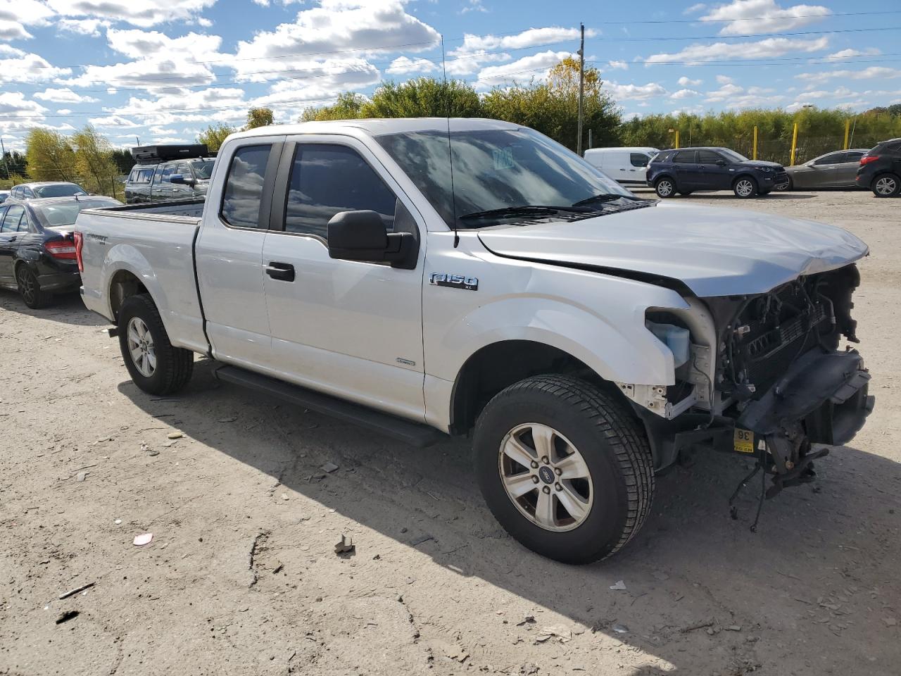 FORD F-150 SUPER CAB