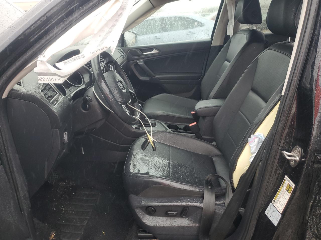 VOLKSWAGEN TIGUAN SE