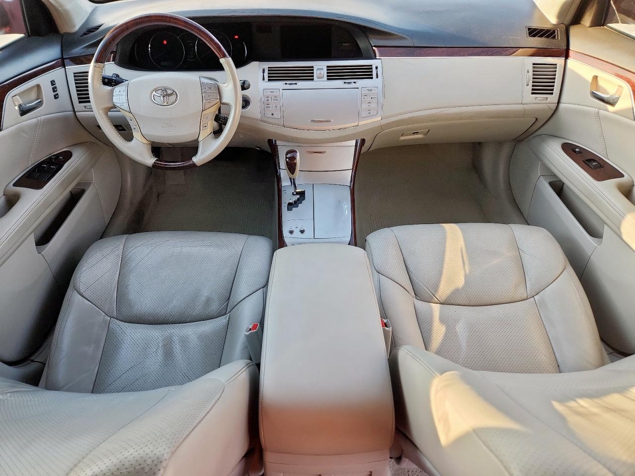 Lot #3292689600 2008 TOYOTA AVALON XL