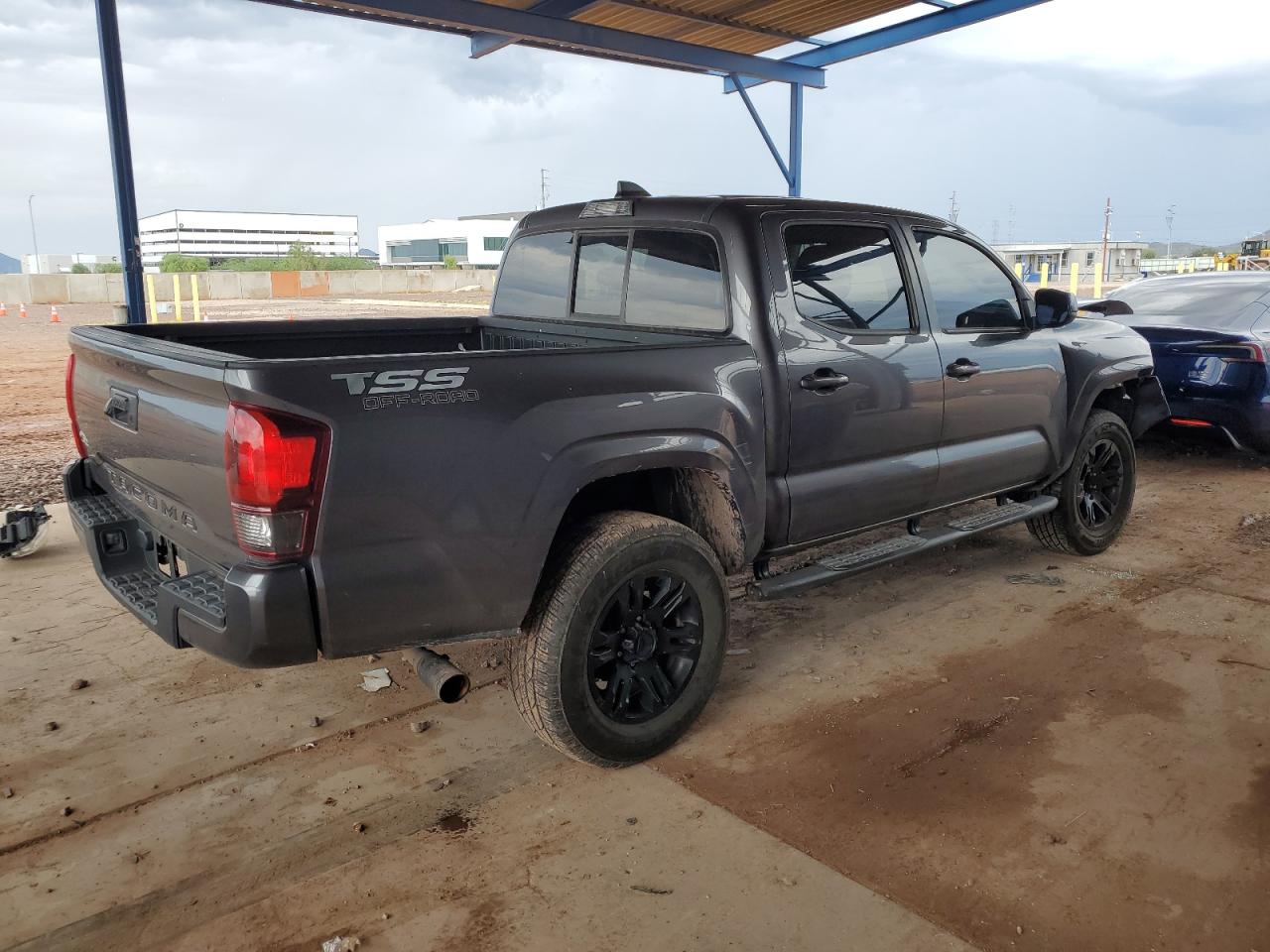 TOYOTA TACOMA DOUBLE CAB