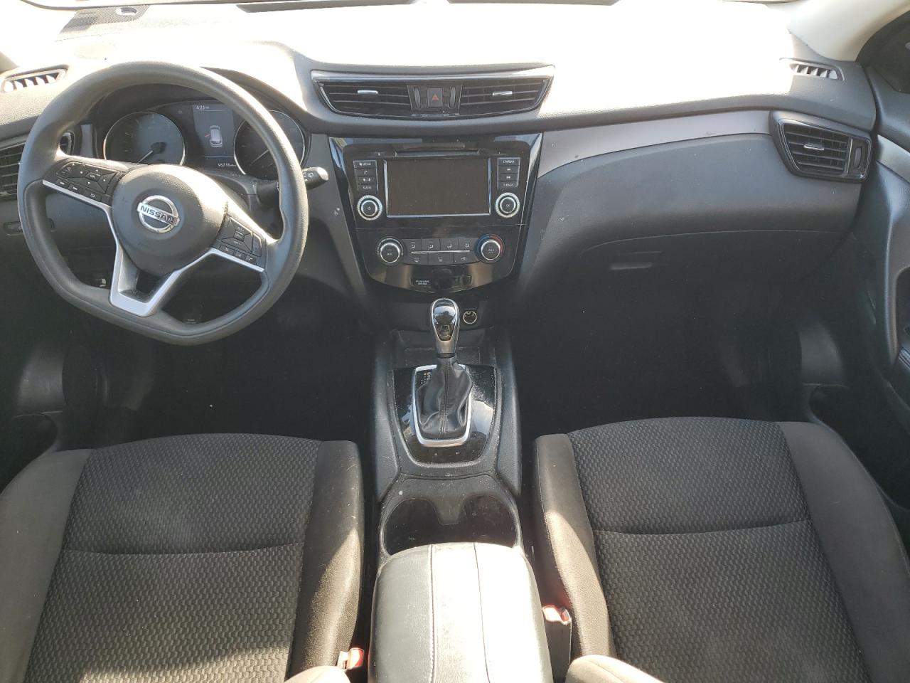 NISSAN ROGUE SPORT S