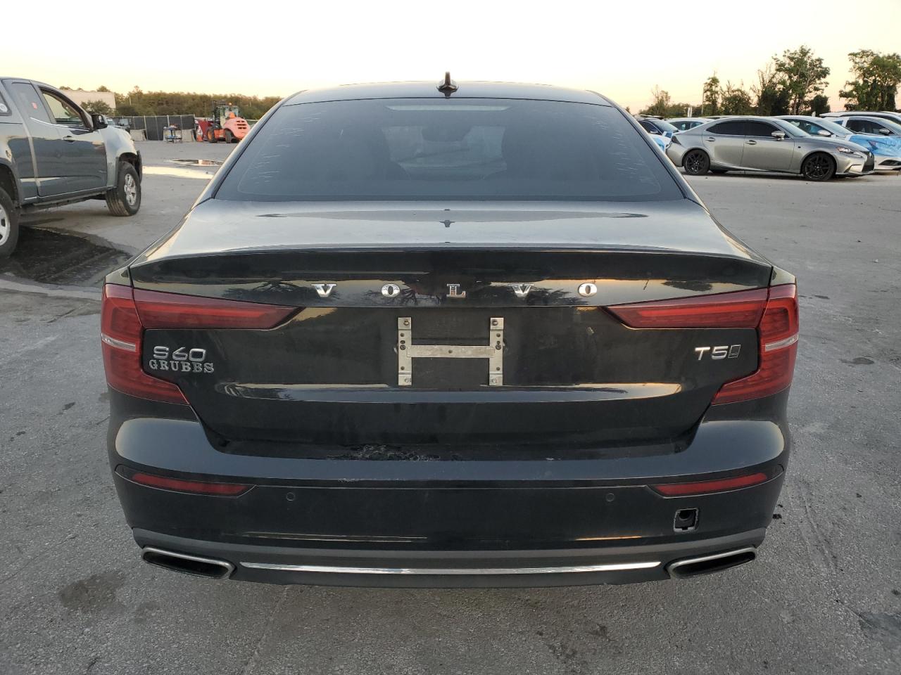 VOLVO S60 T5 INSCRIPTION