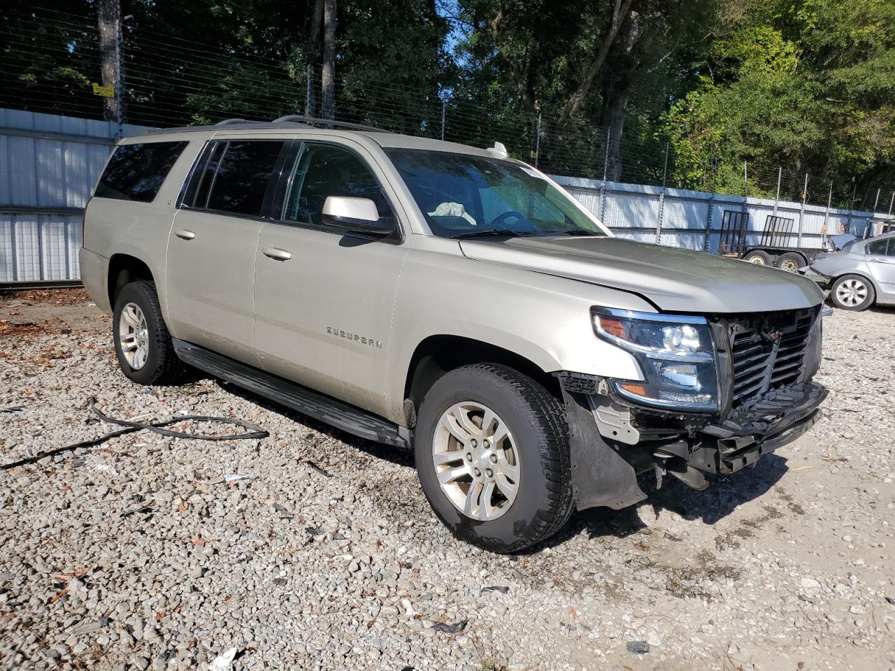 CHEVROLET SUBURBAN C1500 LT