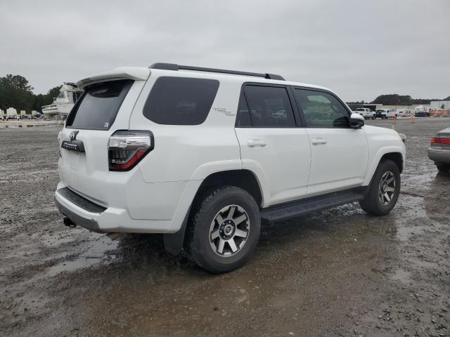 2023 TOYOTA 4RUNNER SE - JTEPU5JR4P6131772