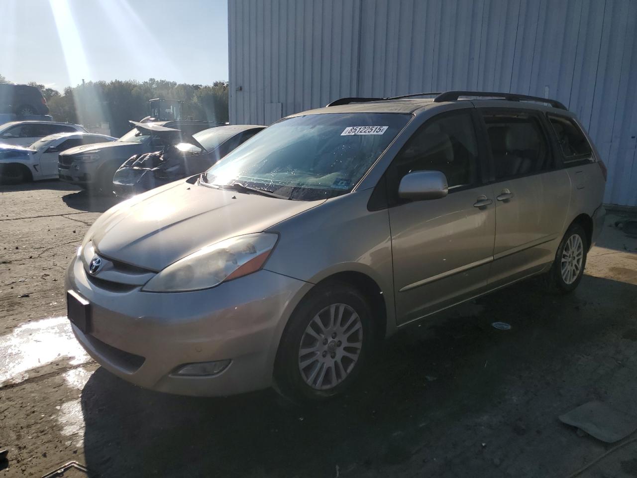 TOYOTA SIENNA XLE