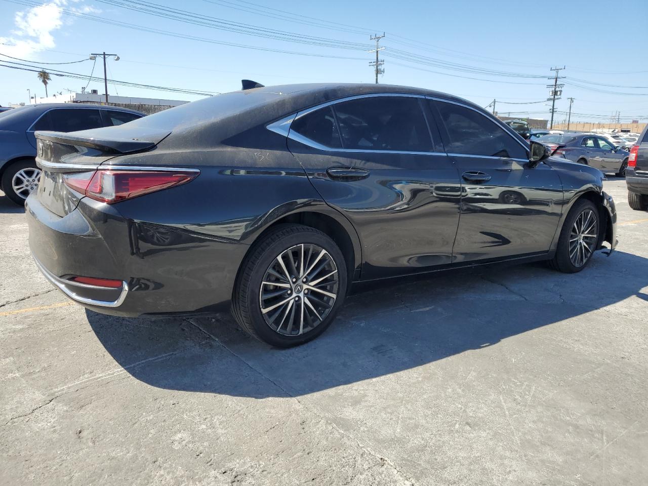 LEXUS ES 300H BASE