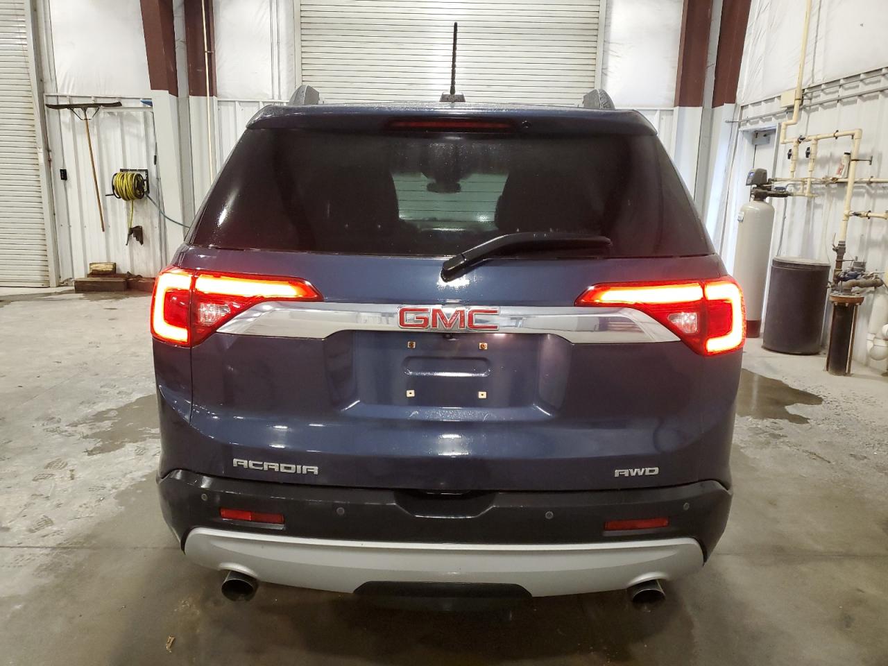 GMC ACADIA SLT-1