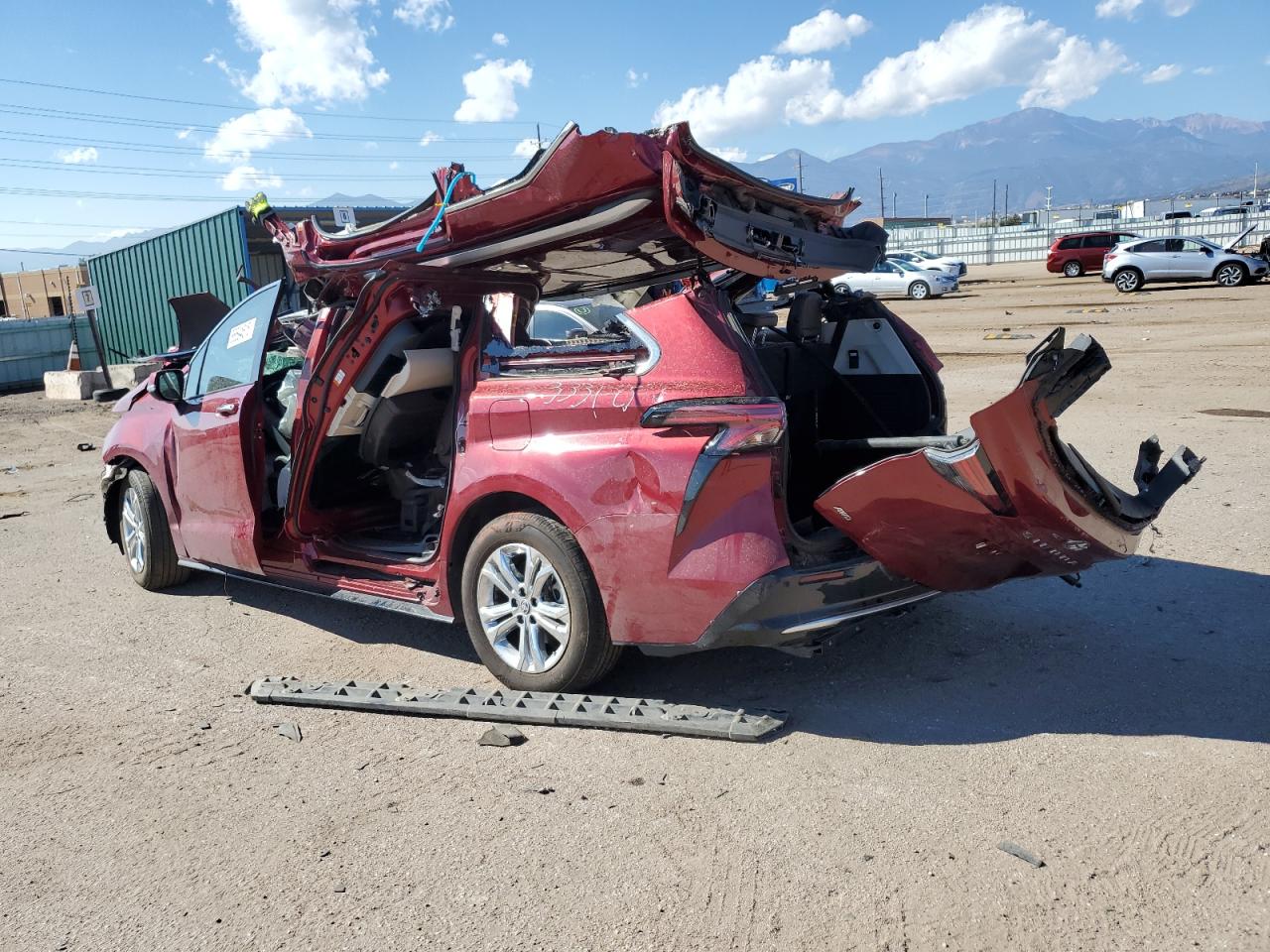 TOYOTA SIENNA LIMITED