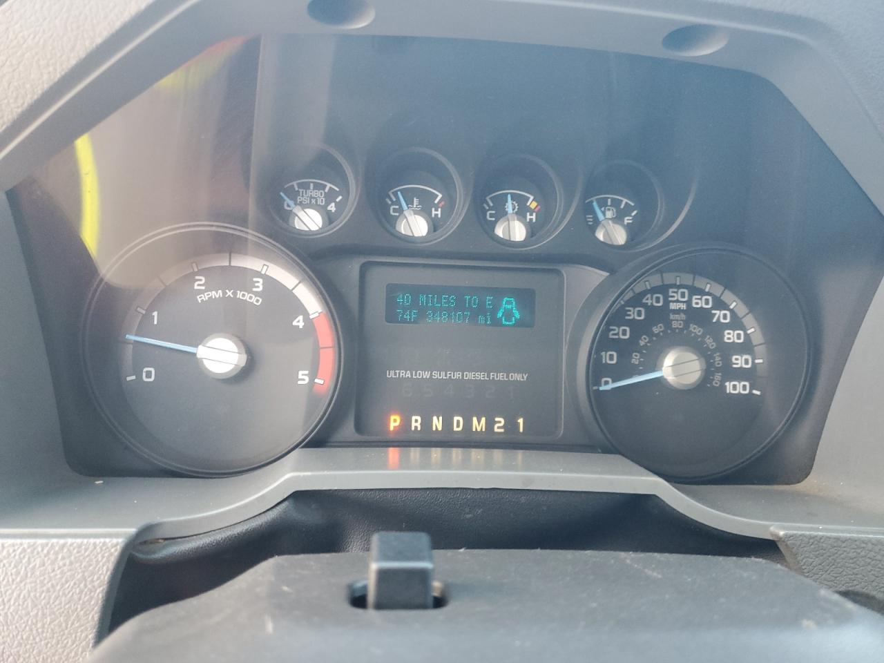 FORD F-550 SUPER DUTY