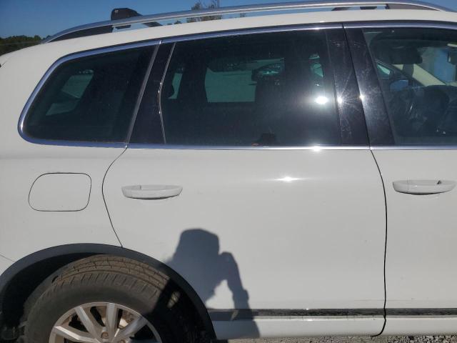 2016 VOLKSWAGEN TOUAREG SP WVGEF9BP1GD012658