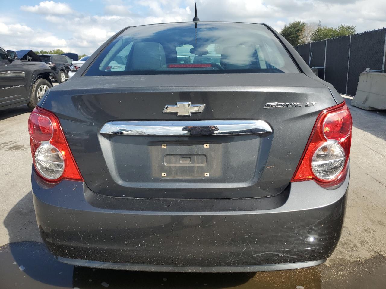 CHEVROLET SONIC LT