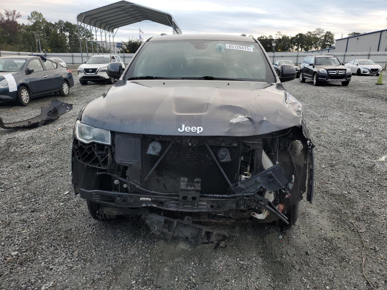 JEEP GRAND CHEROKEE LAREDO