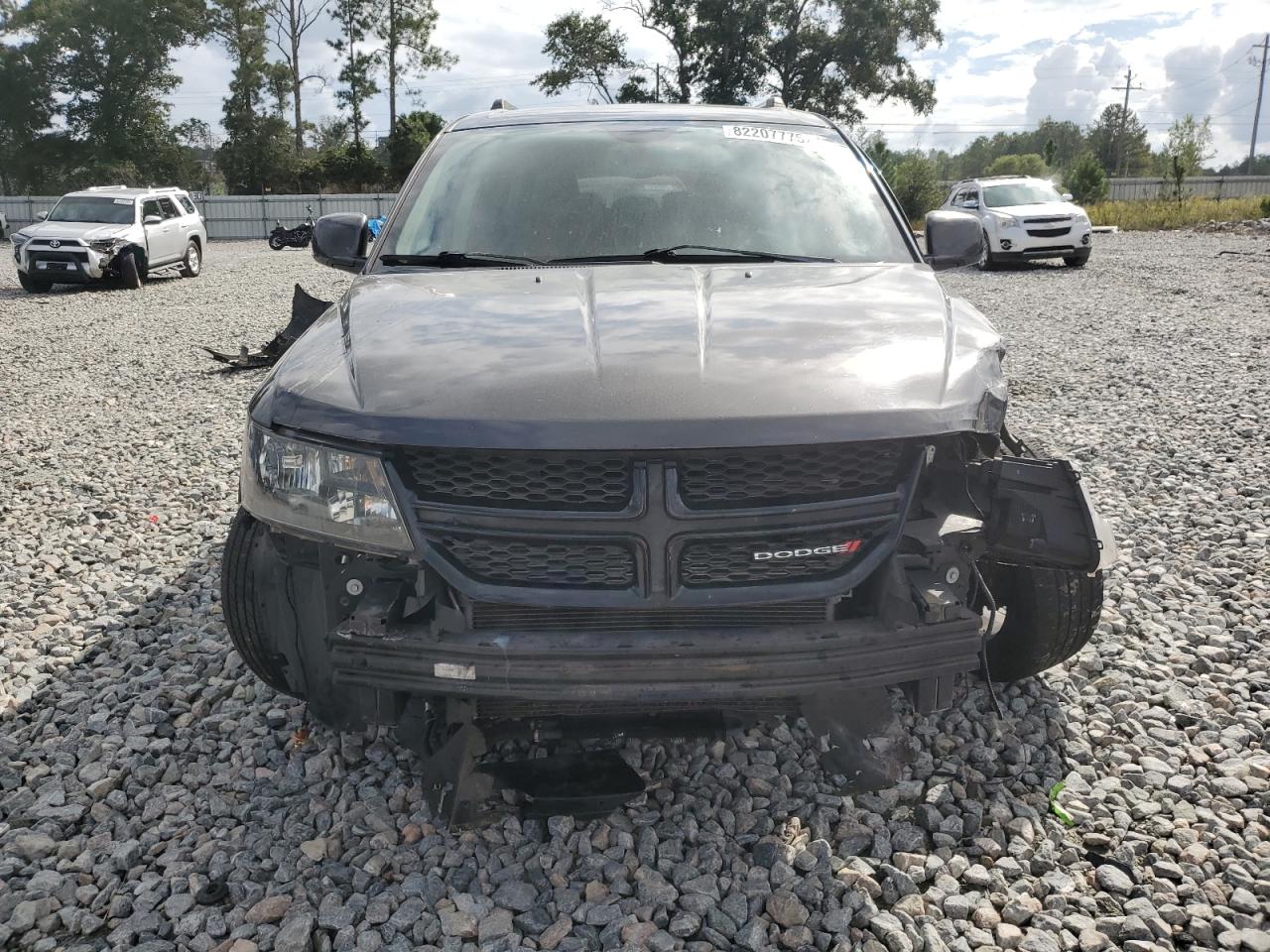 DODGE JOURNEY CROSSROAD