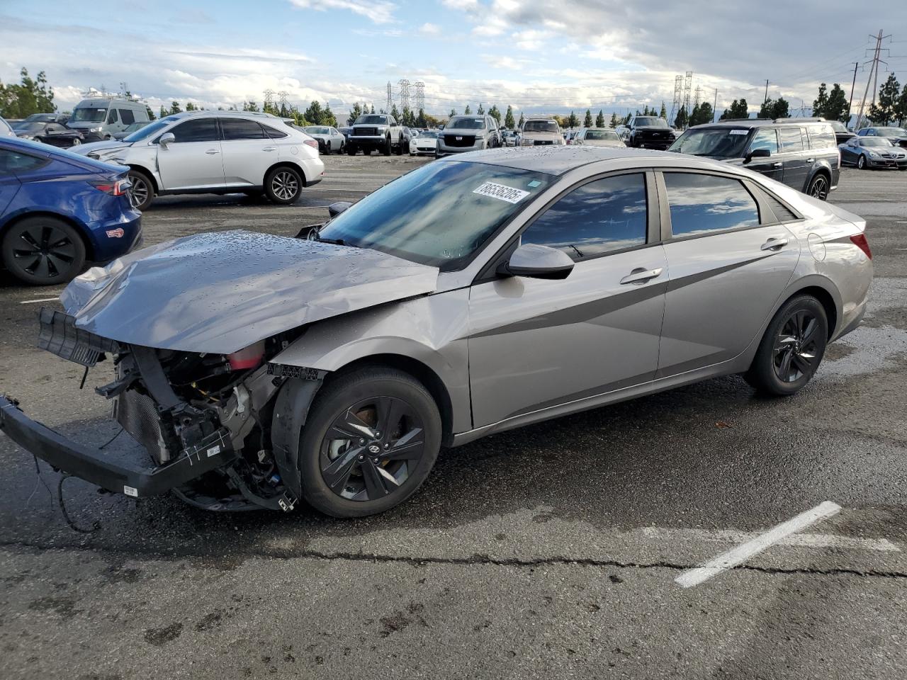 HYUNDAI ELANTRA BLUE