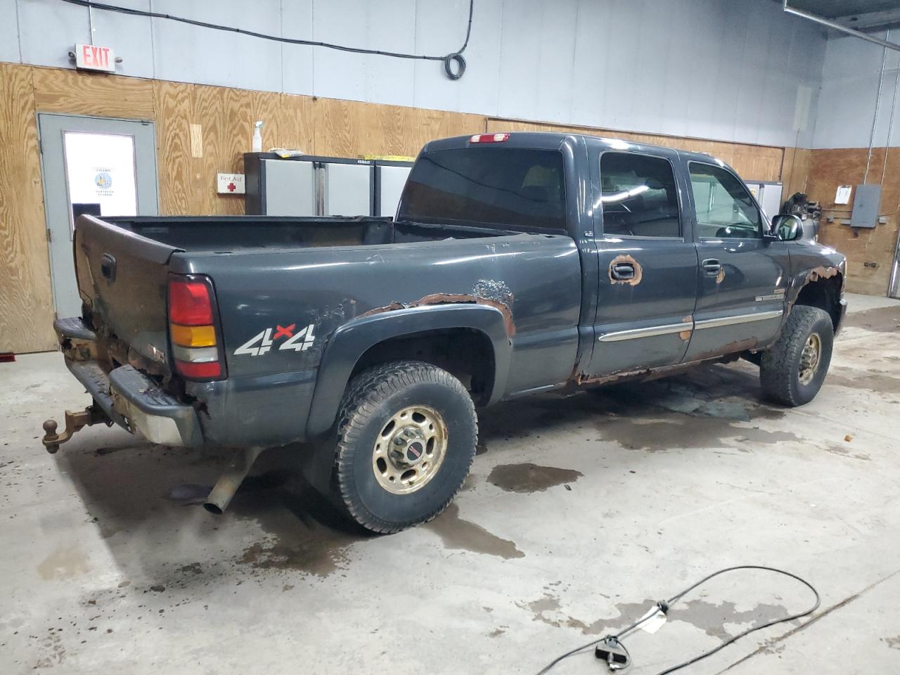 Lot #3303663949 2005 GMC SIERRA K25