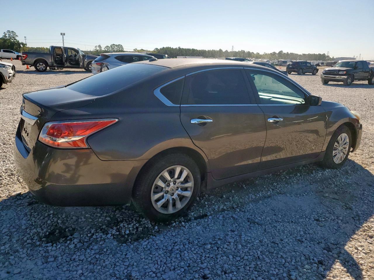 Lot #3309653904 2015 NISSAN ALTIMA 2.5