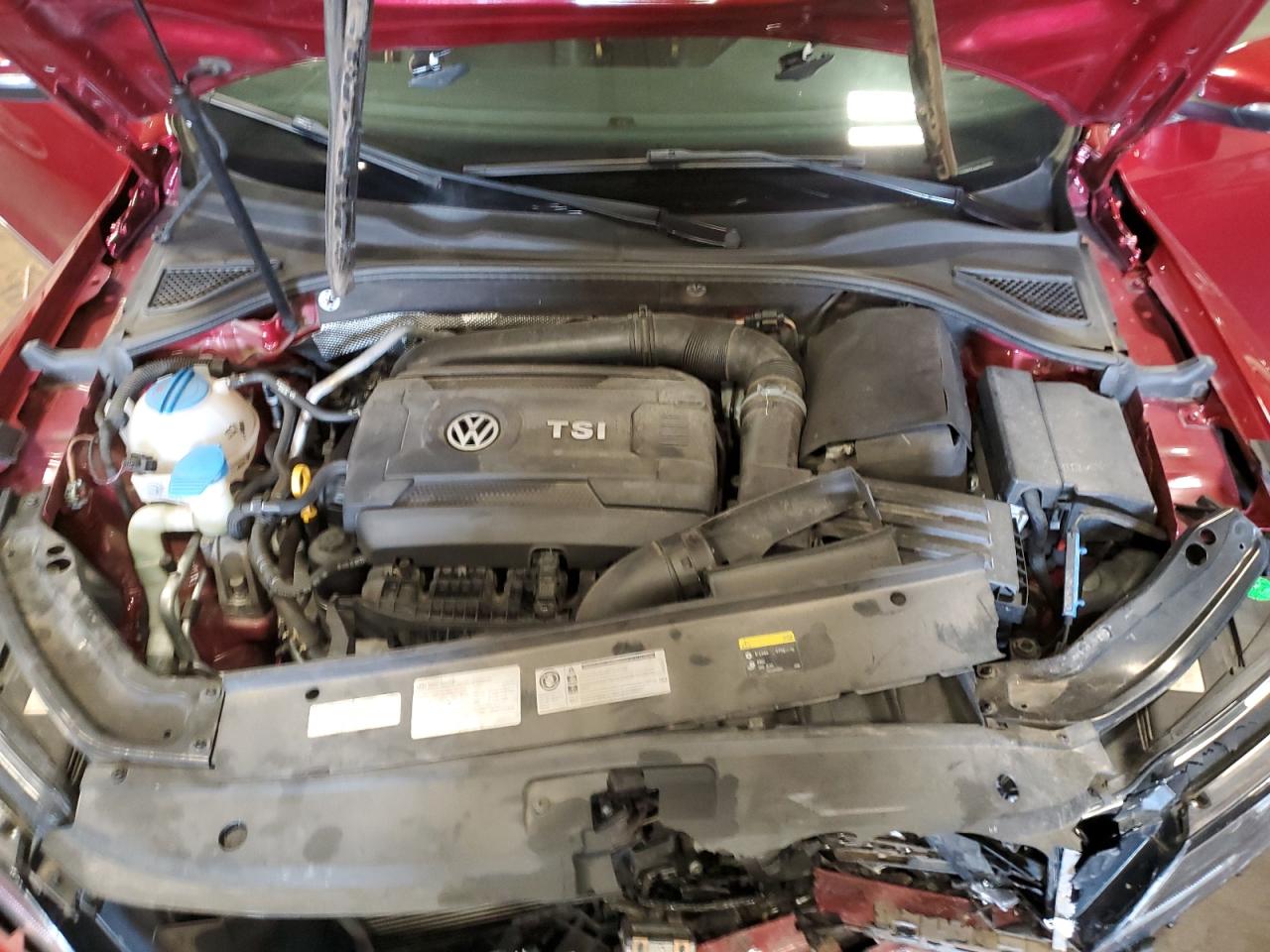 VOLKSWAGEN PASSAT SE