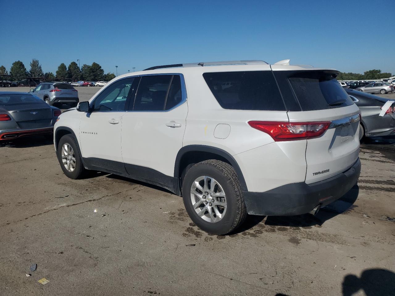 CHEVROLET TRAVERSE LT