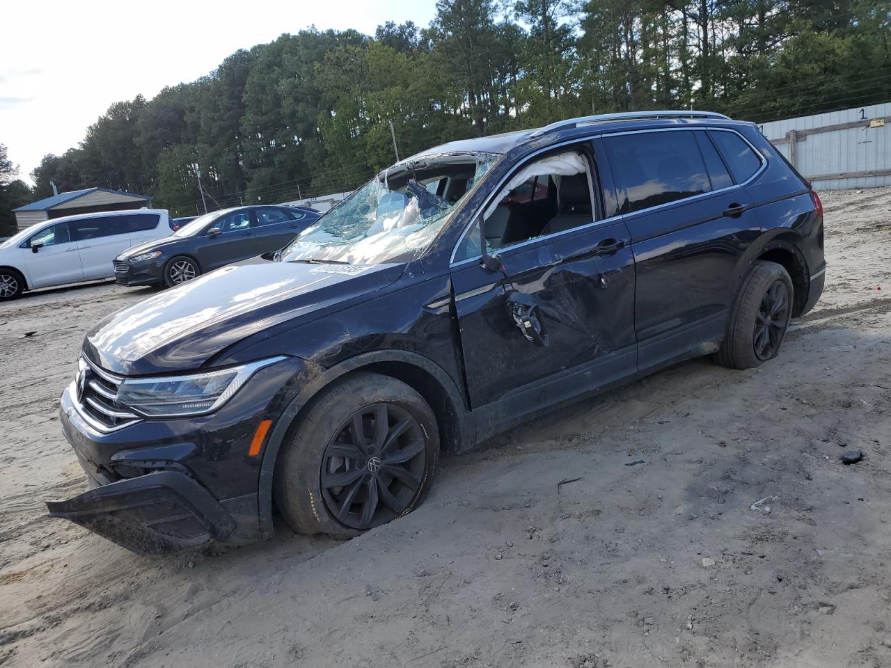  Salvage Volkswagen Tiguan