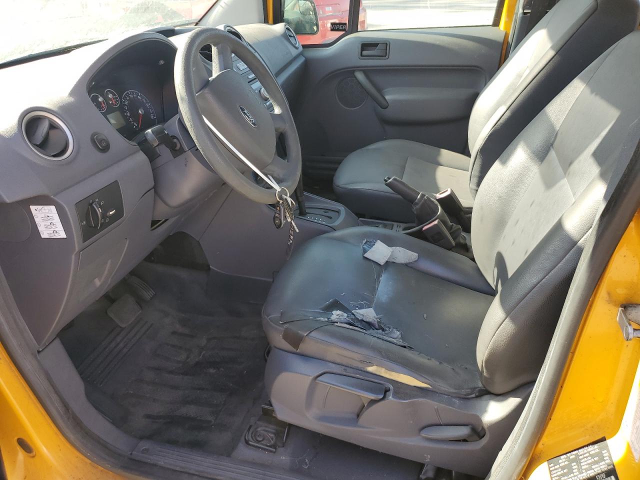 FORD TRANSIT CONNECT XLT PREMIUM