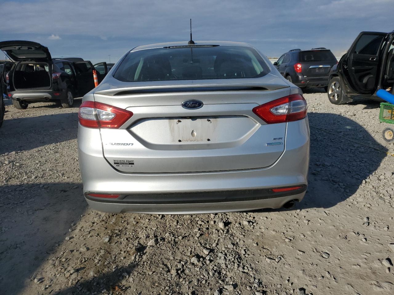 FORD FUSION SE