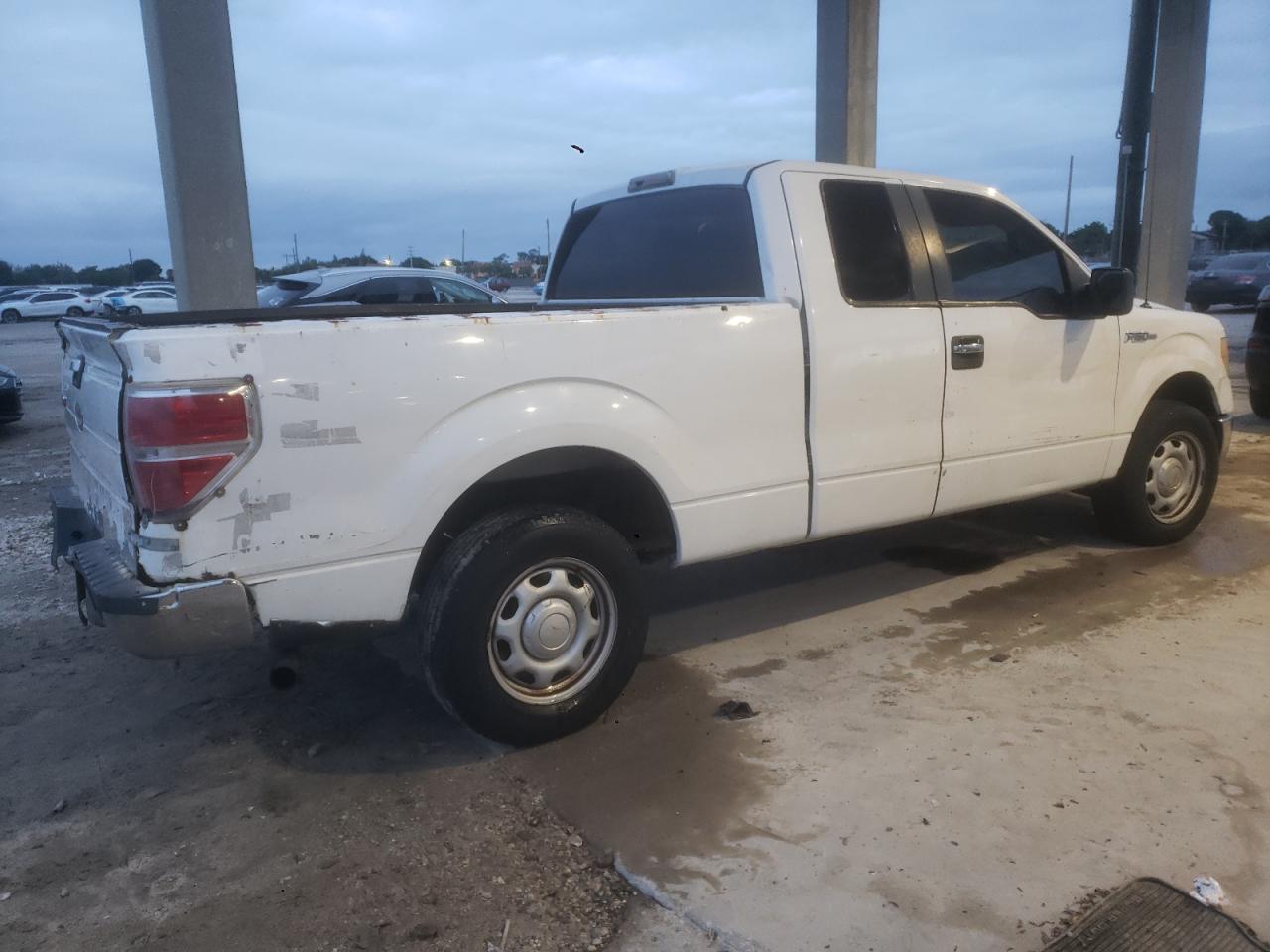 Lot #3301782345 2010 FORD F150 SUPER