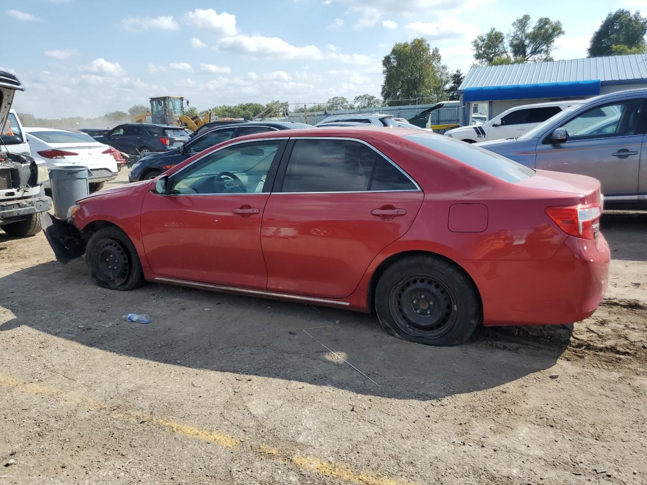 TOYOTA CAMRY BASE