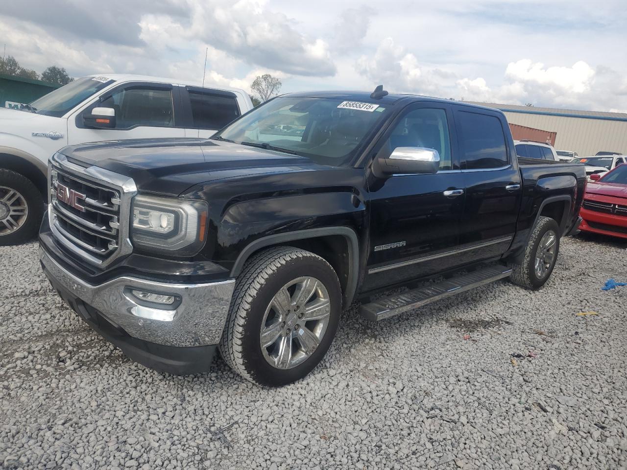 GMC SIERRA C1500 SLT