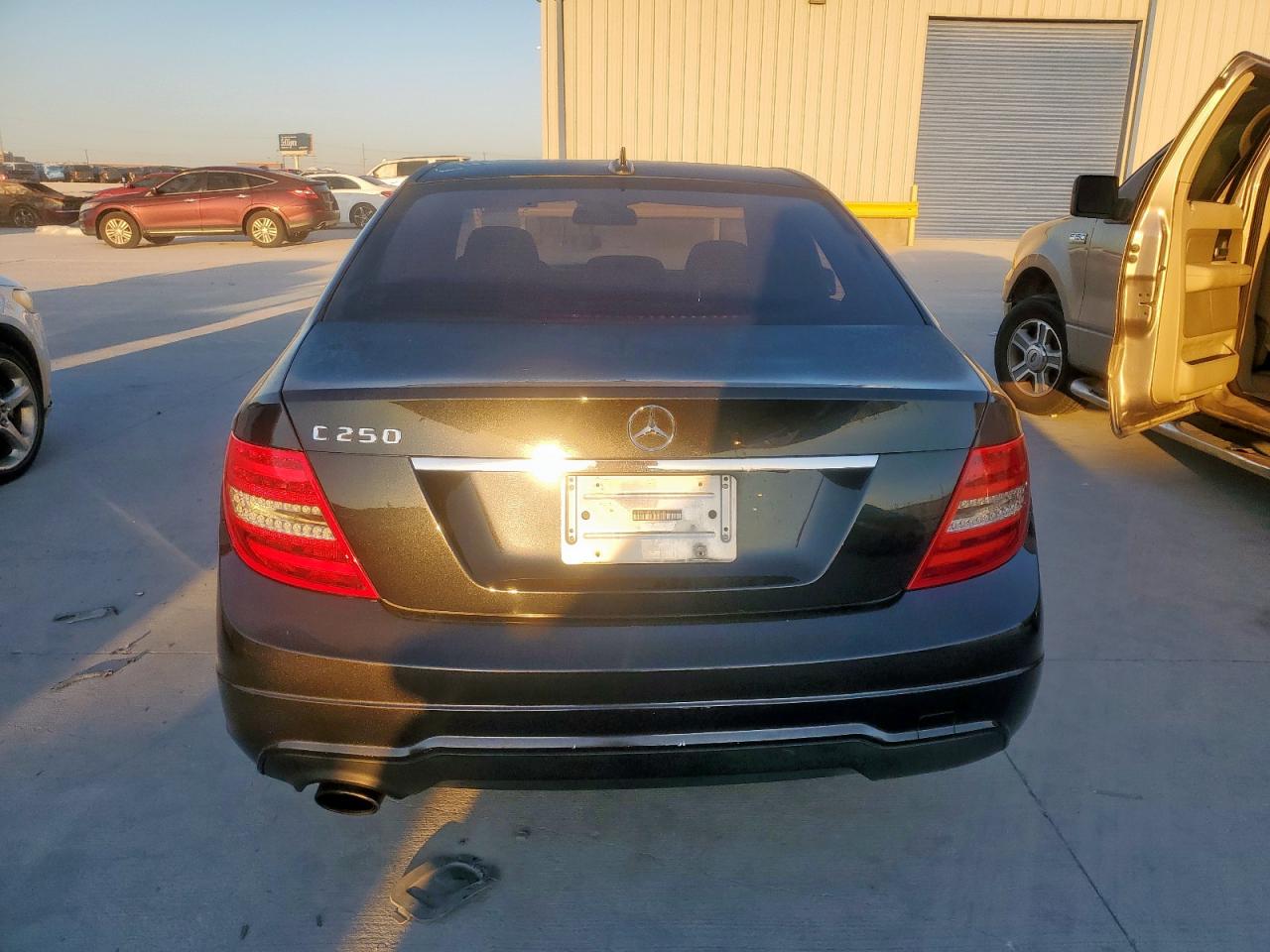 MERCEDES-BENZ C-CLASS 250