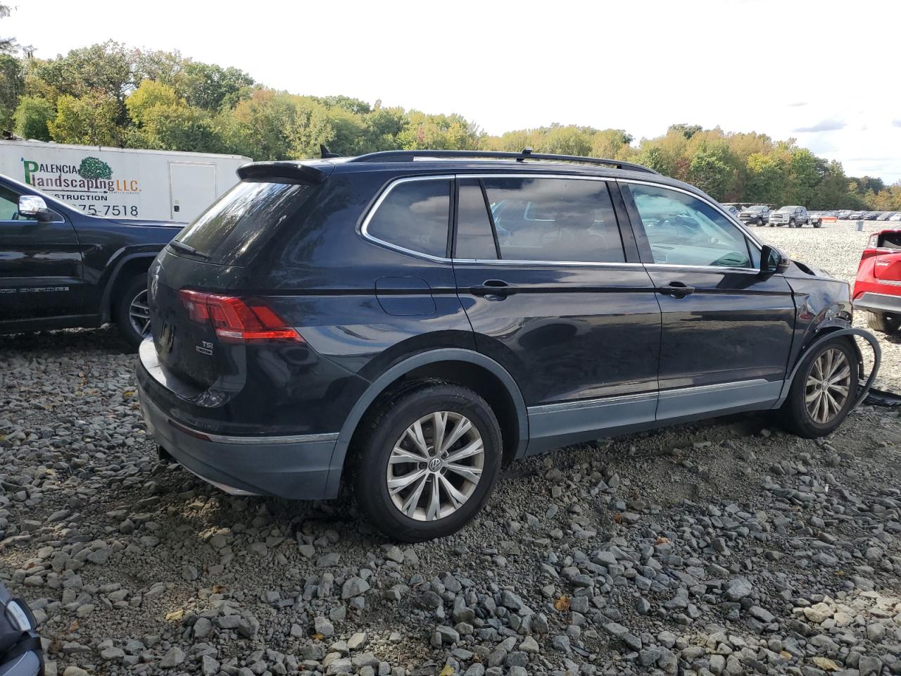 VOLKSWAGEN TIGUAN SE
