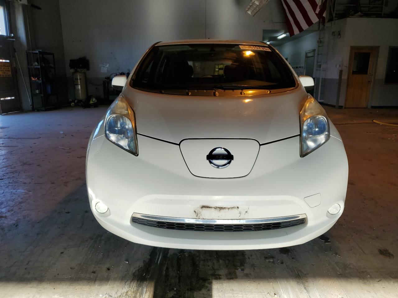 NISSAN LEAF S