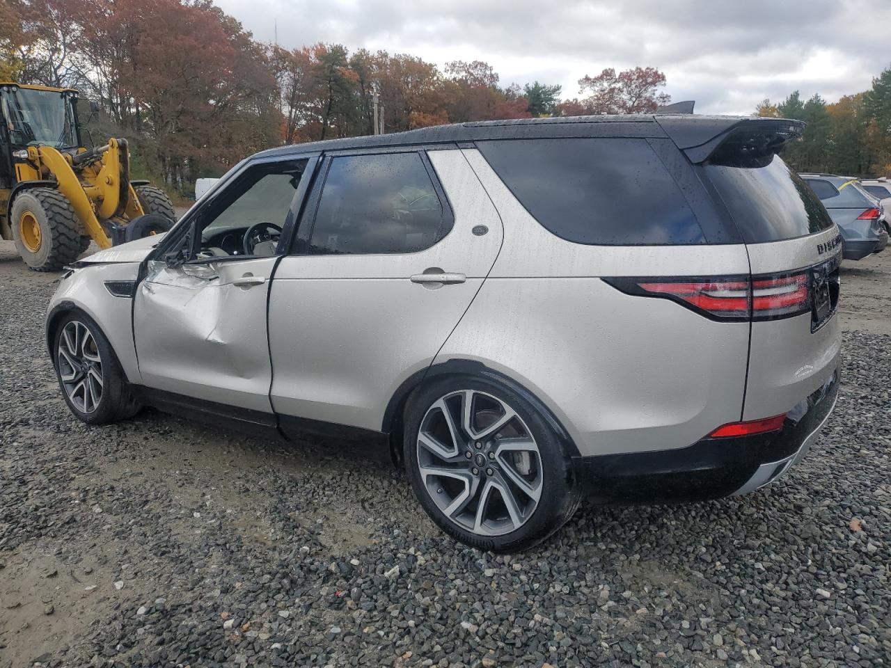 LAND ROVER DISCOVERY HSE LUXURY