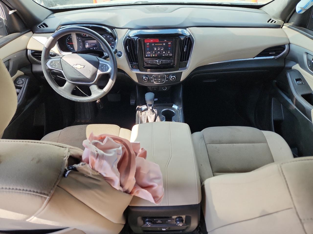 CHEVROLET TRAVERSE LS