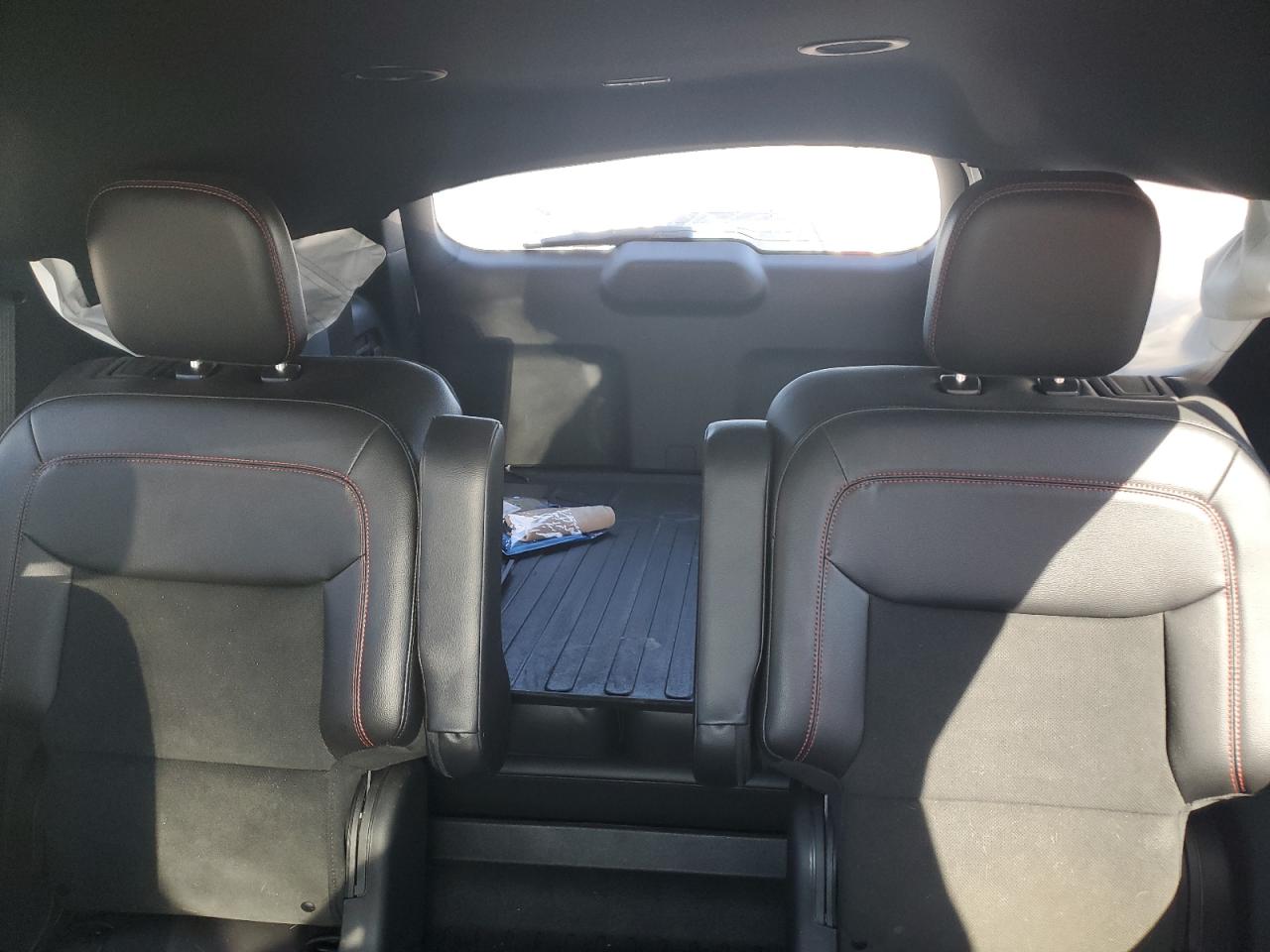 FORD EXPLORER ST-LINE