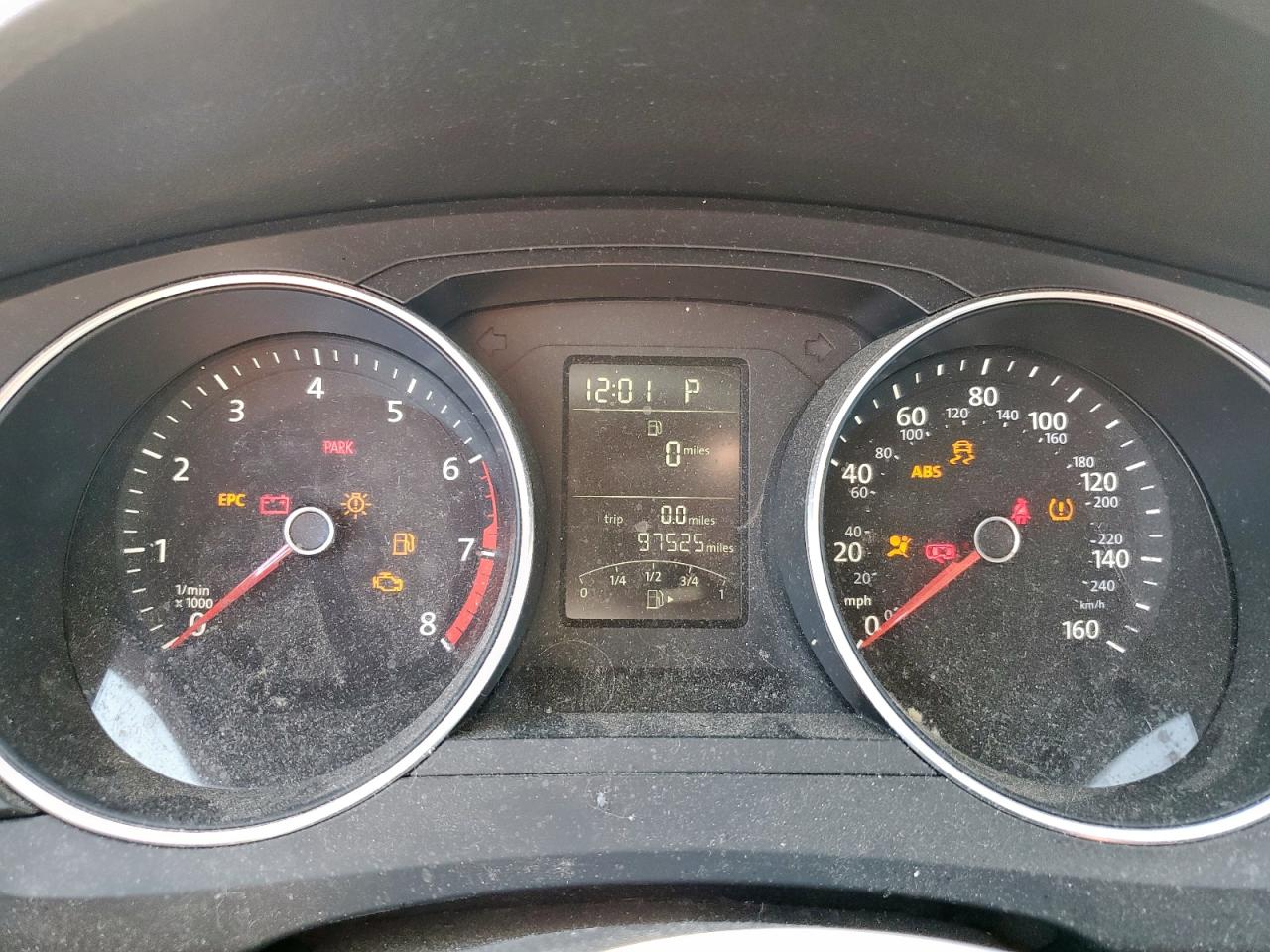 VOLKSWAGEN JETTA BASE