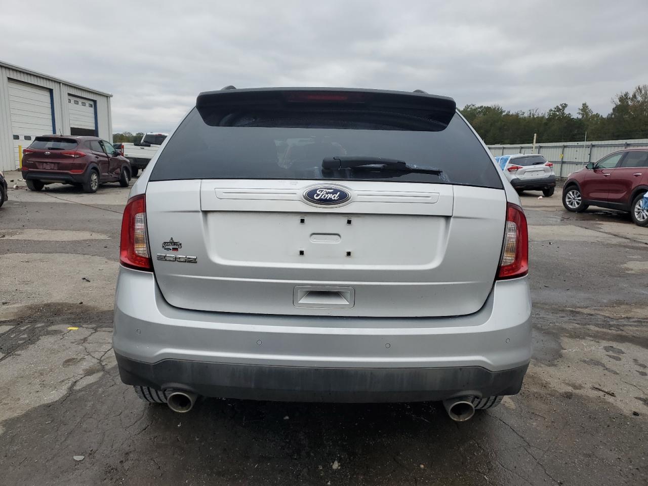 FORD EDGE SE