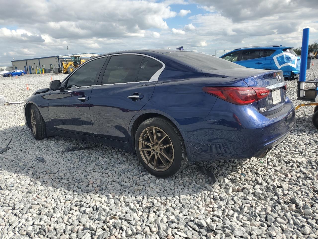 INFINITI Q50 LUXE