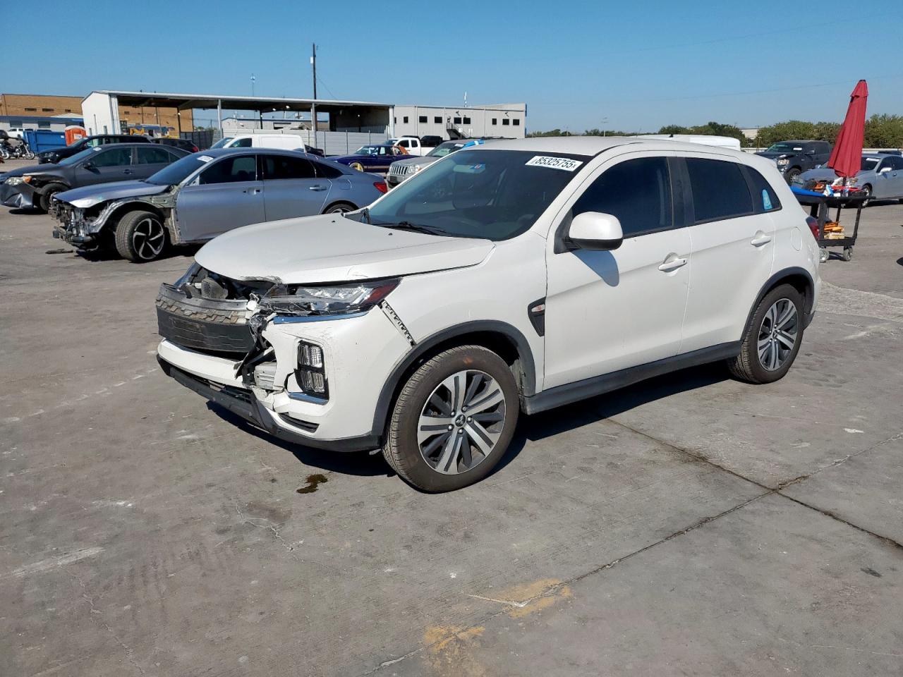 MITSUBISHI OUTLANDER ES