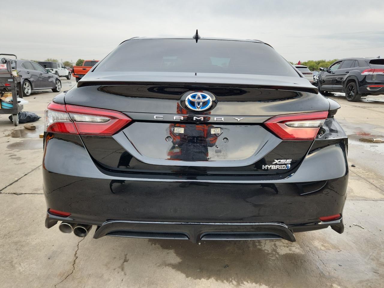 TOYOTA CAMRY XSE