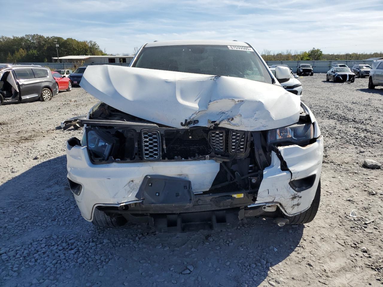 JEEP GRAND CHEROKEE LAREDO