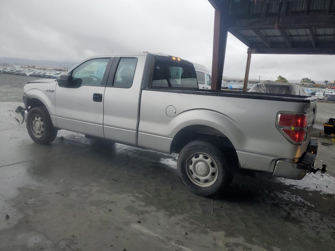 FORD F-150 SUPER CAB
