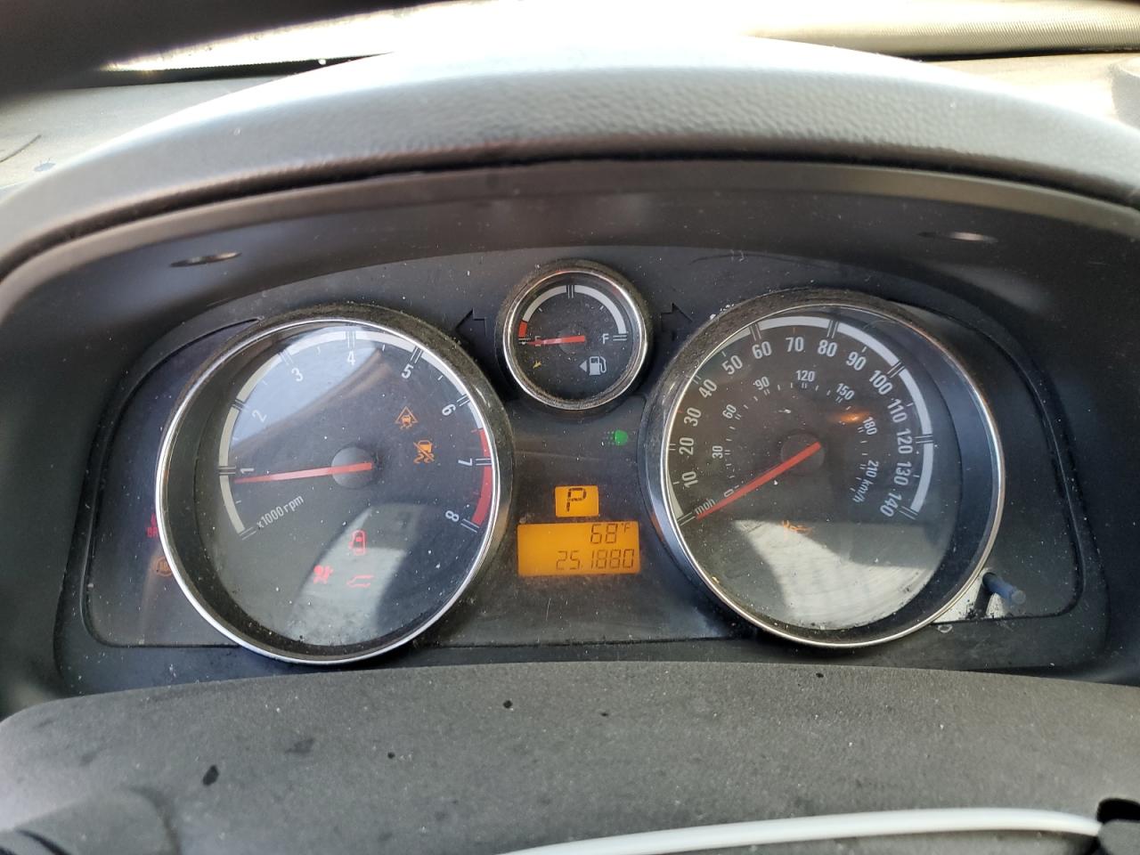 Lot #3297138510 2008 SATURN VUE XE