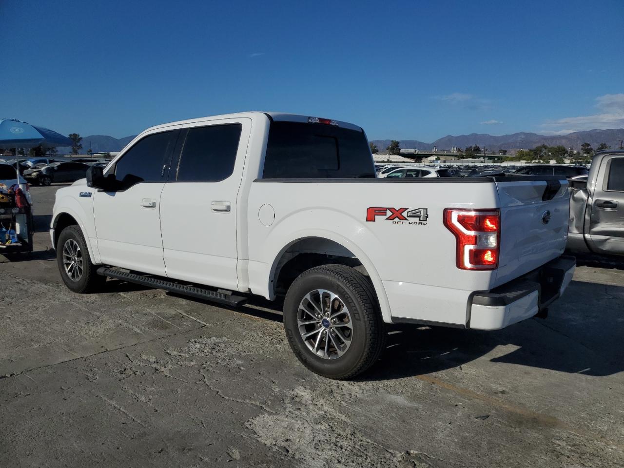 FORD F-150 SUPERCREW