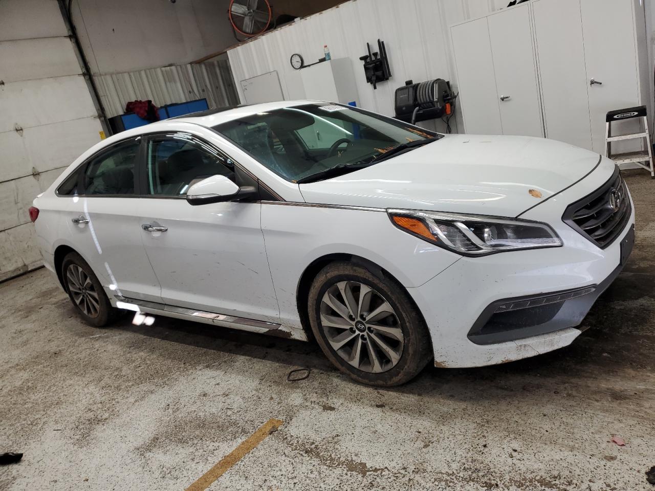 HYUNDAI SONATA SPORT