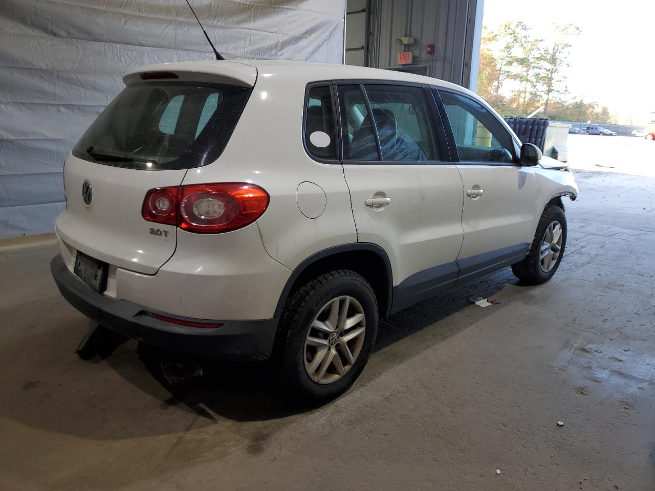 VOLKSWAGEN TIGUAN S