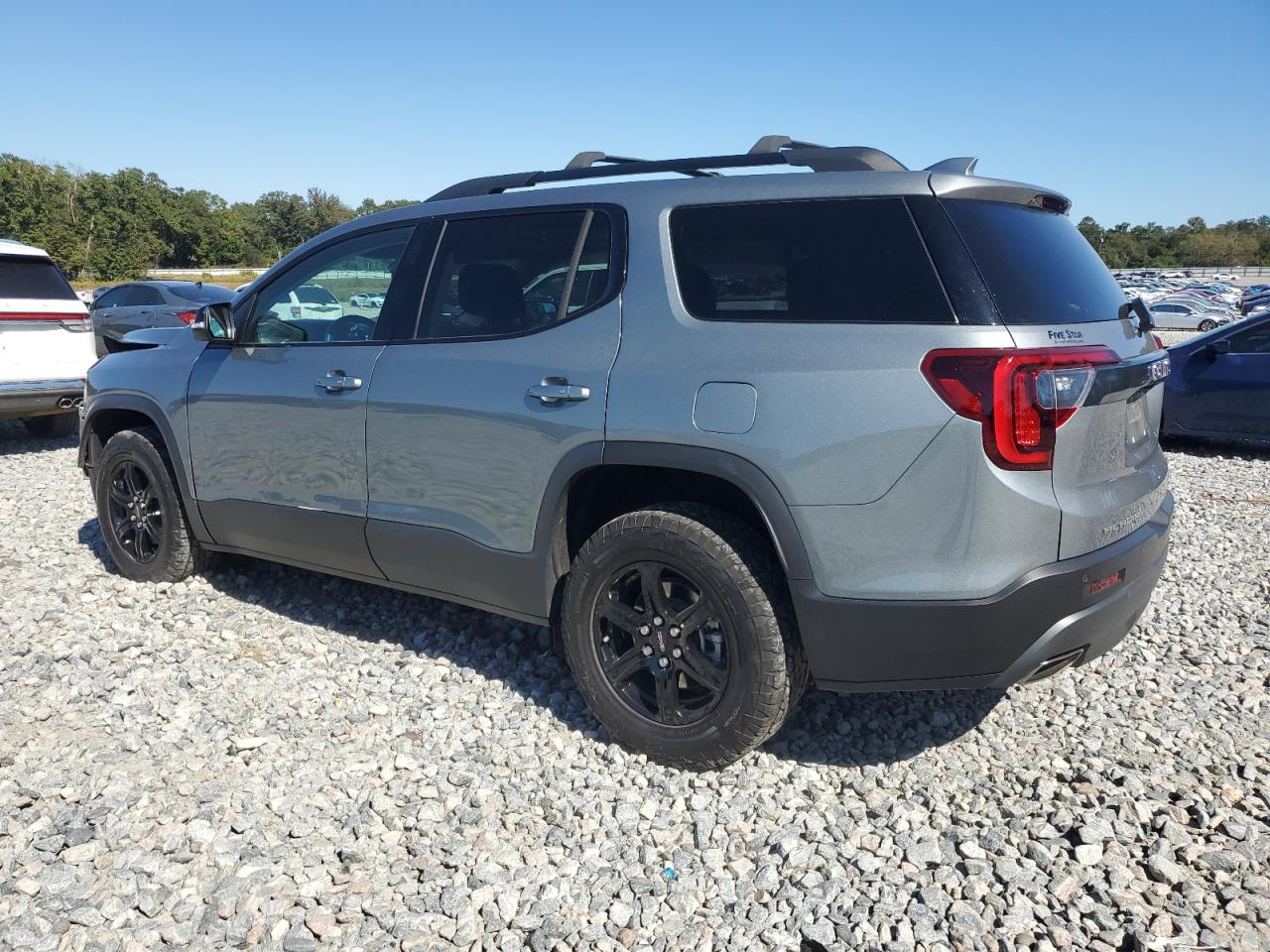 GMC ACADIA AT4