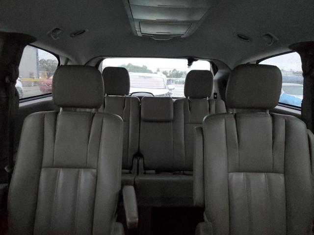 2016 CHRYSLER TOWN & COU #3302816921